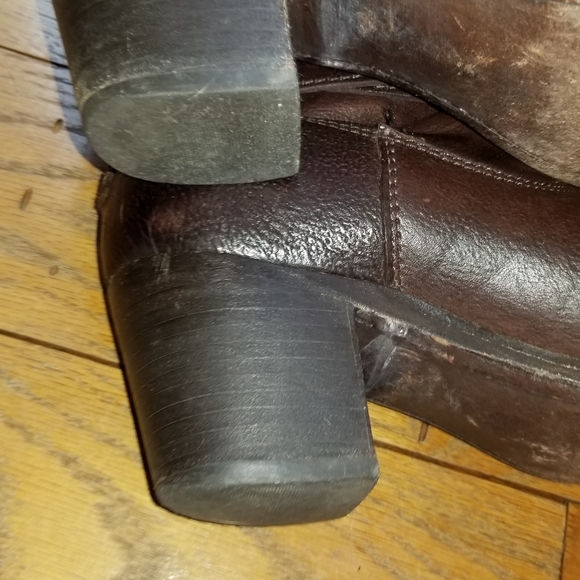 Frye boots with straps & buckles broken in! - Picture 9 of 16